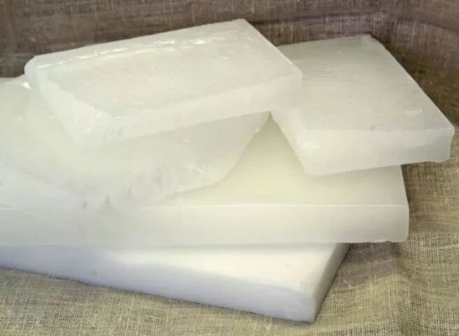 the-global-paraffin-wax-market-is-expected-to-reach-usd-802-billion-by-2022-thumbnail